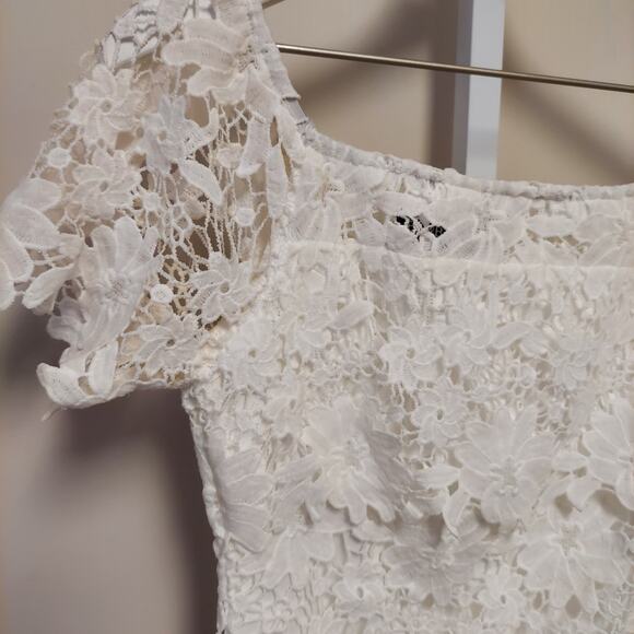 Eilly Bazar White Floral Crochet Lace Dress Small (FLAW) Coquette Fairy - Picture 2 of 11